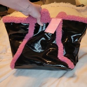 Skinny Dip Furry Tote nwt